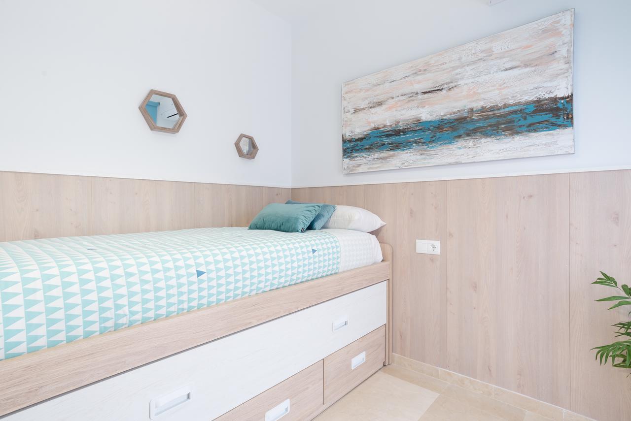 Homemalaga Alamos Luxury Luaran gambar