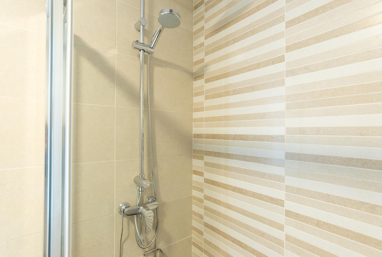 Homemalaga Alamos Luxury Luaran gambar