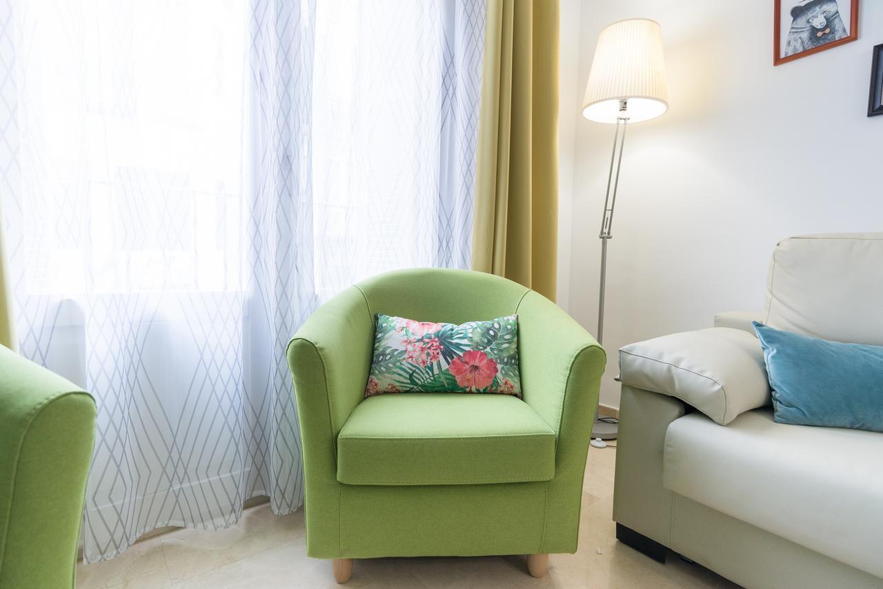 Homemalaga Alamos Luxury Luaran gambar